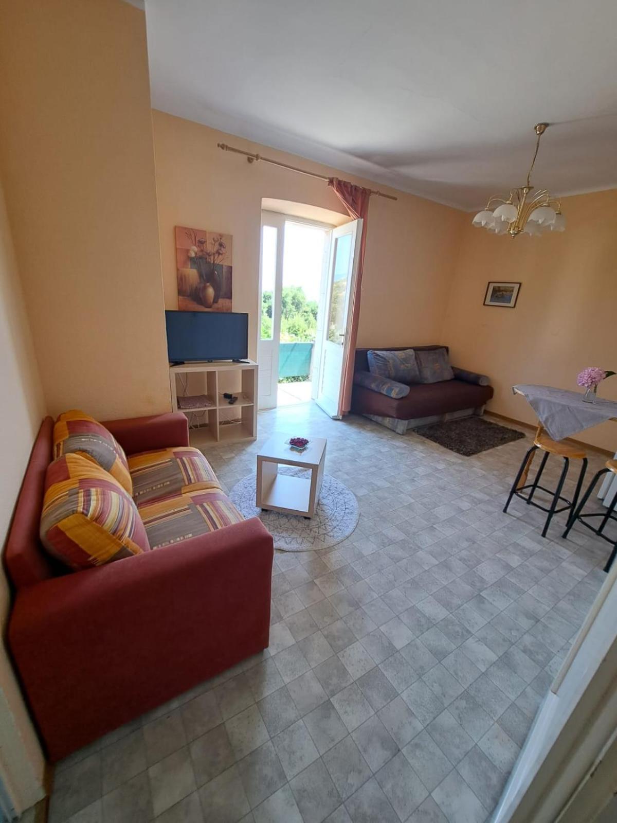 Apartmani Dusica Lumbarda Exterior foto